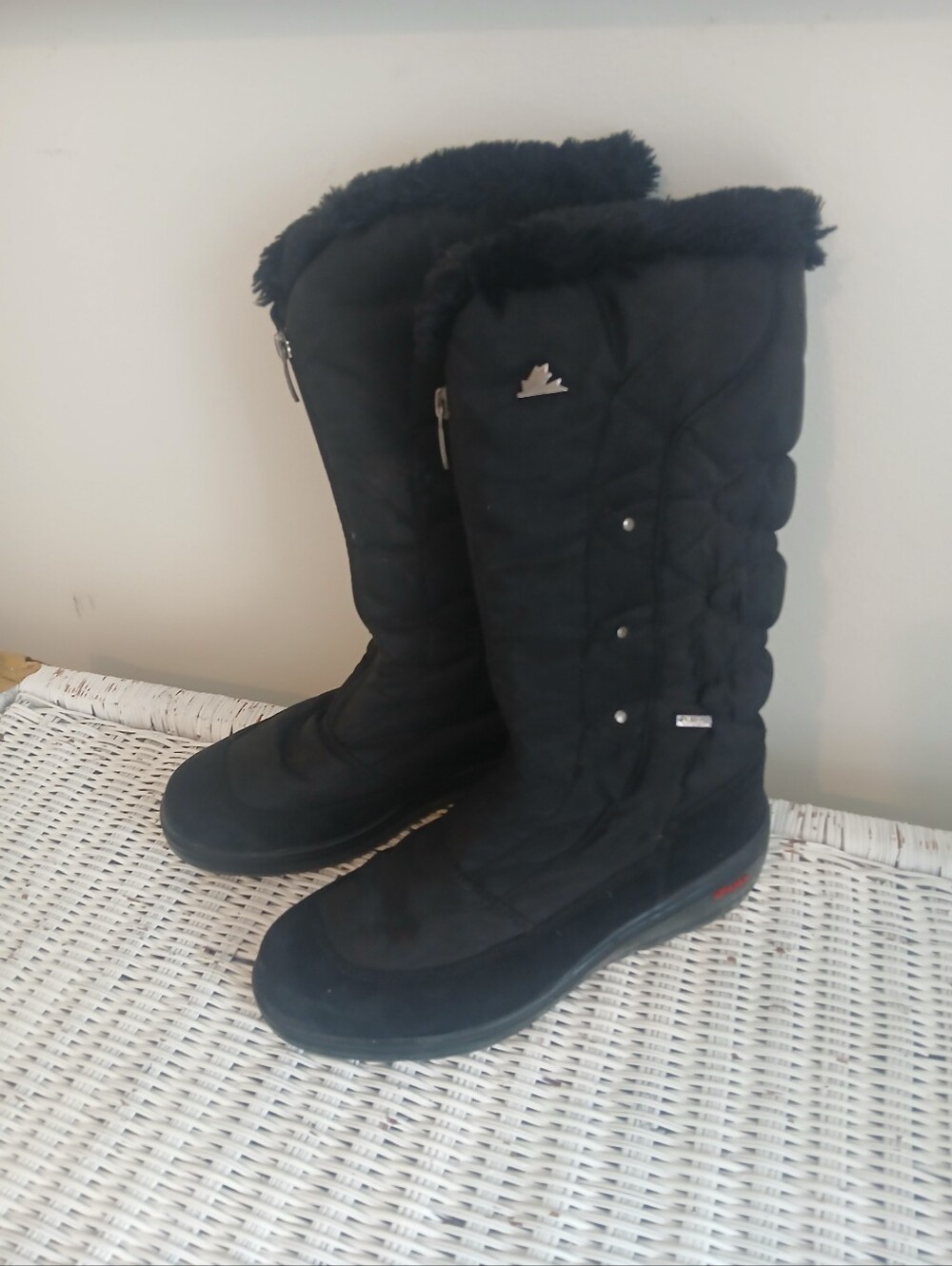Pajar Black Women's Winter Quilted Boots